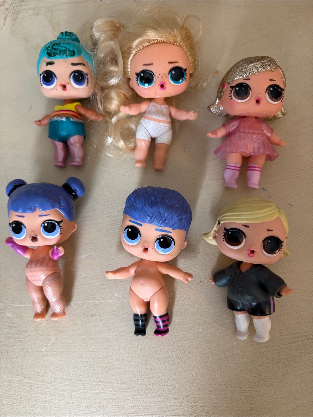 L.O.L. Surprise Dolls MGA Set Of SIX EUC